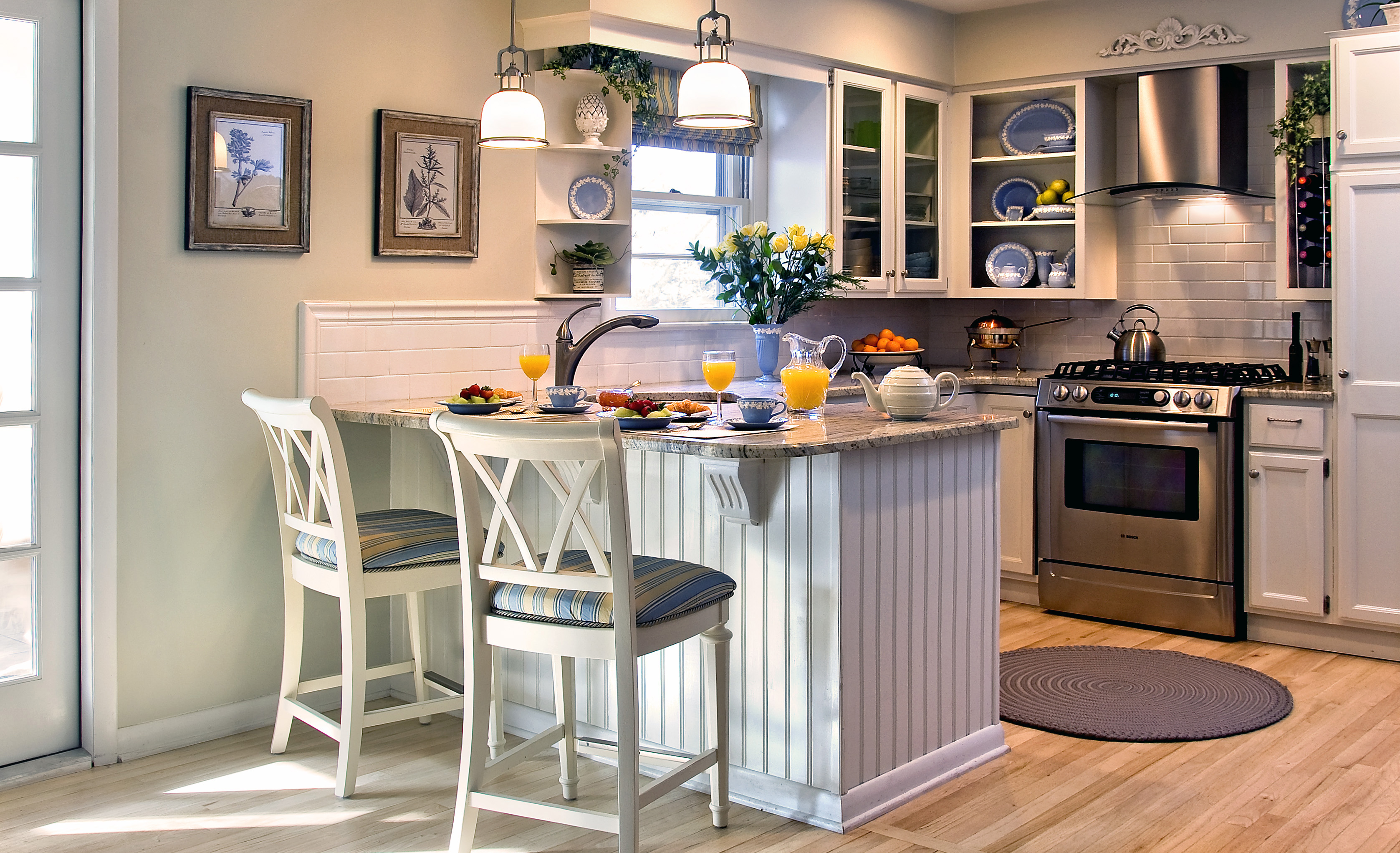 Maximizing Space In A Small Kitchen: 7 Easy Steps